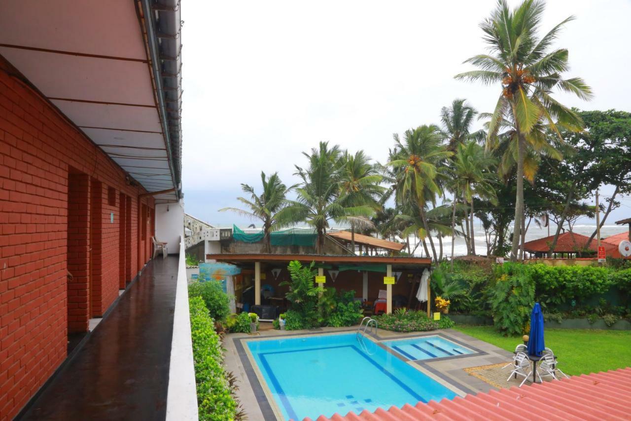 Ranveli Beach Resort Dehiwala-Mount Lavinia Exterior photo